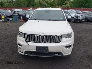2018 Jeep Grand Cherokee High Altitude z VIN 1C4RJFCG7JC216122, wystawiony jako IAAI lot #42221311 z przebiegiem 121 852 mil mil oraz . Historia ofert i sprzedaży dostępna na DreamBid. Obrazek 12.