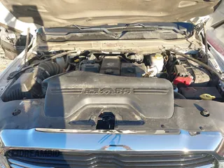 2019 Ram 2500 Lone Star with VIN 3C6UR5ML2KG635784, listed as a IAAI auction lot 41630048 with 89,084 mi miles and . Bid and sale history available at DreamBid. Image 10.