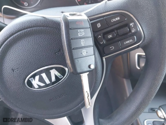 2016 Kia Optima LX with VIN 5XXGT4L32GG099934, listed as a IAAI auction lot 41430301 with 88,198 mi miles. Bid and sale history available at carsss.com. Image 11.