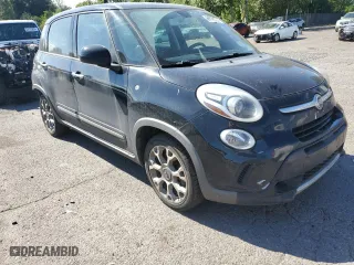 2015 FIAT 500L Urbana Trekking with VIN ZFBCFADHXFZ033838, listed as a Copart auction lot 64435324 with 93,163 mi miles and Salvage Title. Bid and sale history available at carsss.com. Image 4.