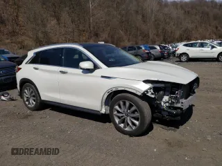 2020 Infiniti QX50 LUXE with VIN 3PCAJ5M32LF102733, listed as a Copart auction lot 46073343 with 23,978 mi miles. Bid and sale history available at carsss.com. Image 4.