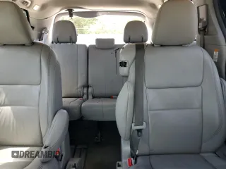 2015 Toyota Sienna XLE с VIN 5TDYK3DC7FS577620, выставлен на аукционе Copart как лот 65393635 с пробегом 179 998 миль миль и Чистый • Clean title. История ставок и продаж доступна на DreamBid. Изображение 10.