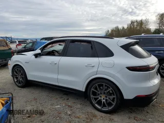 2021 Porsche Cayenne E-Hybrid Hybrid z VIN WP1AE2AY8MDA24095, wystawiony jako Copart lot #73733544 z przebiegiem 36 913 mil mil oraz Szkoda całkowita • Salvage title. Historia ofert i sprzedaży dostępna na DreamBid. Obrazek 2.