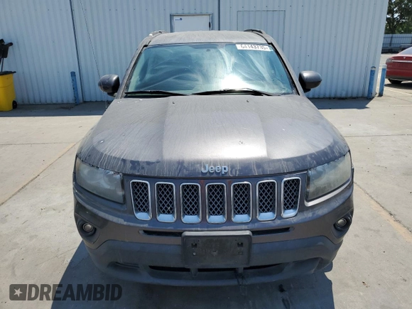 2016 Jeep Compass High Altitude z VIN 1C4NJDEB7GD637930, wystawiony jako Copart lot #64143735 z przebiegiem 141 060 mil mil oraz Czysty tytuł • Clean title. Historia ofert i sprzedaży dostępna na DreamBid. Obrazek 5.