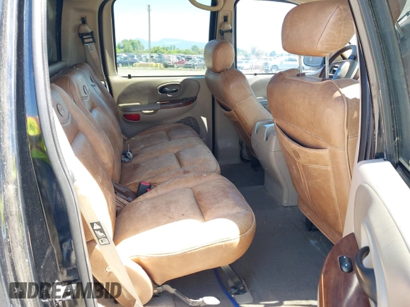 2003 Ford F-150 XLT with VIN 1FTRW08L43KC21629, listed as a IAAI auction lot 42359268 with 200,525 mi miles and . Bid and sale history available at DreamBid. Image 8.