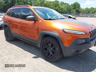 2016 Jeep Cherokee Trailhawk с VIN 1C4PJMBS6GW318035, выставлен на аукционе IAAI как лот 42652034 с пробегом 187 519 миль миль и . История ставок и продаж доступна на DreamBid. Изображение 1.