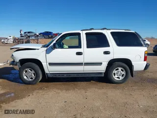 2004 Chevrolet Tahoe LT with VIN 1GNEC13Z44R323201, listed as a IAAI auction lot 41481138 with 216,869 mi miles. Bid and sale history available at carsss.com. Image 14.
