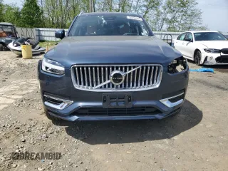 2025 Volvo XC90 with VIN YV4H60PF3S1335792, listed as a Copart auction lot 54220905 with 2,658 mi miles and Salvage Title. Bid and sale history available at DreamBid. Image 5.