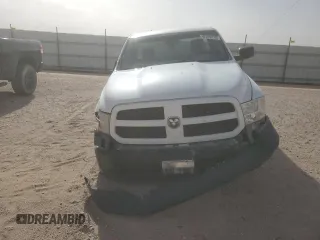 2018 Ram 1500 Tradesman z VIN 3C6JR7DG2JG322475, wystawiony jako Copart lot #47299175 z przebiegiem 65 099 mil mil oraz Szkoda całkowita • Salvage title. Historia ofert i sprzedaży dostępna na DreamBid. Obrazek 5.