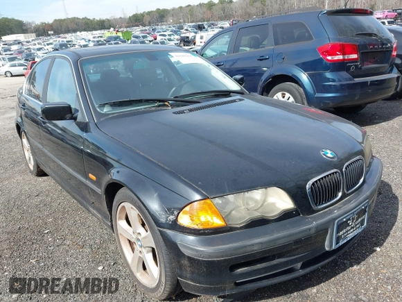 2001 BMW 3 Series 330i with VIN WBAAV534X1FK46390, listed as a IAAI auction lot 41620264 with 1 mi miles. Bid and sale history available at carsss.com. Image 1.