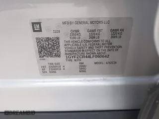 2020 Cadillac XT4 FWD Premium Luxury with VIN 1GYFZCR44LF060642, listed as a IAAI auction lot 41624689 with 37,901 mi miles. Bid and sale history available at carsss.com. Image 9.