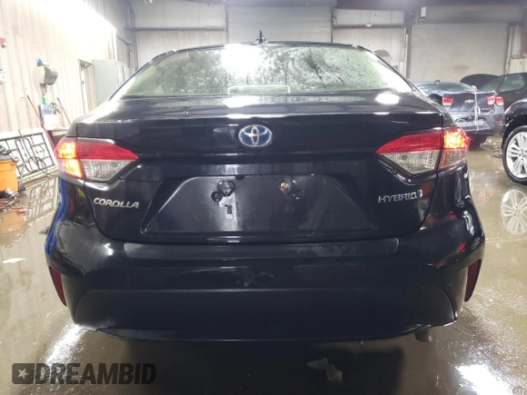 2021 Toyota Corolla Hybrid LE with VIN JTDEAMDE1MJ000461, listed as a Copart auction lot 45536215 with 29,891 mi miles and Salvage Title. Bid and sale history available at carsss.com. Image 6.