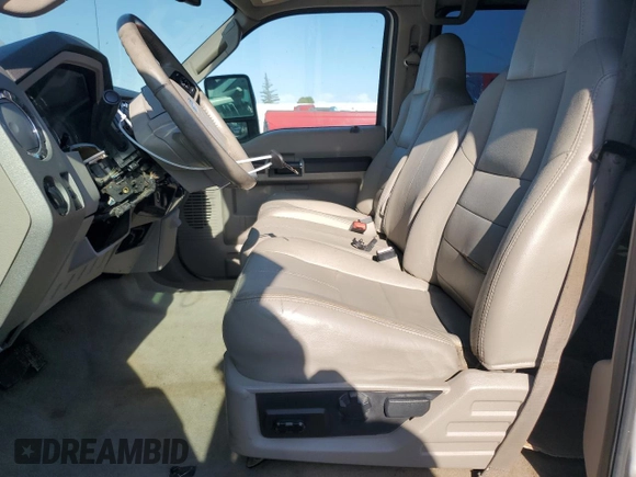 2008 Ford F-350 XL с VIN 1FTWW33R68EA23253, выставлен на аукционе Copart как лот 46327275 с пробегом 182 702 миль миль и Списание • Salvage title. История ставок и продаж доступна на DreamBid. Изображение 7.