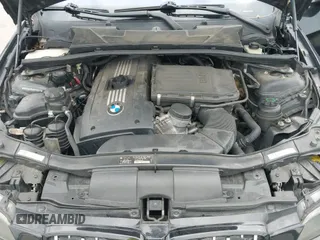2009 BMW 3 Series 335i с VIN WBAWB73519P045681, выставлен на аукционе IAAI как лот 43113394 с пробегом 176 061 миль миль и . История ставок и продаж доступна на DreamBid. Изображение 12.