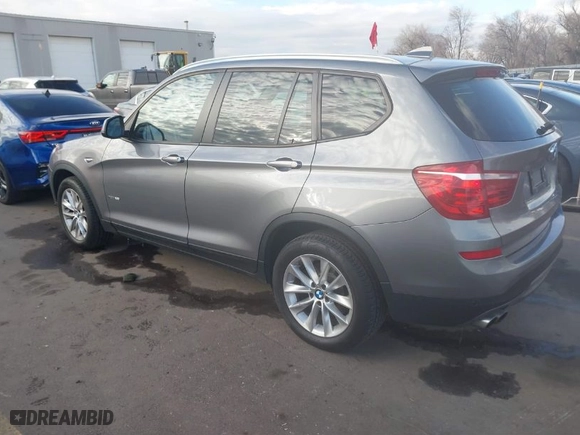 2015 BMW X3 xDrive28i with VIN 5UXWX9C55F0D45021, listed as a IAAI auction lot 41295825 with 101,521 mi miles. Bid and sale history available at carsss.com. Image 3.