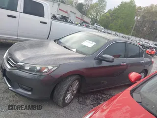 2014 Honda Accord EX-L with VIN 1HGCR2F81EA039470, listed as a IAAI auction lot 41948055 with 207,279 mi miles and . Bid and sale history available at carsss.com. Image 14.