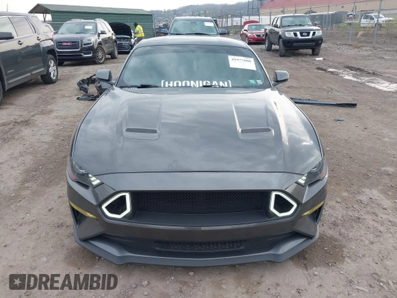 2018 Ford Mustang GT z VIN 1FA6P8CF9J5179766, wystawiony jako IAAI lot #41977000 z przebiegiem 83 608 mil mil oraz . Historia ofert i sprzedaży dostępna na DreamBid. Obrazek 13.
