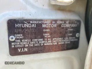 2000 Hyundai Sonata GLS with VIN KMHWF35V5YA300102, listed as a Copart auction lot 88304485 with 176,176 mi miles and Clean Title. Bid and sale history available at carsss.com. Image 12.
