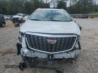 2022 Cadillac XT5 FWD Premium Luxury z VIN 1GYKNCRS5NZ174787, wystawiony jako Copart lot #47541075 z przebiegiem 31 357 mil mil oraz Szkoda całkowita • Salvage title. Historia ofert i sprzedaży dostępna na DreamBid. Obrazek 5.