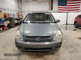 2009 Kia Sedona LX with VIN KNDMB233X96300720, listed as a Copart auction lot 52724825 with 134,502 mi miles and Clean Title. Bid and sale history available at carsss.com. Image 5.