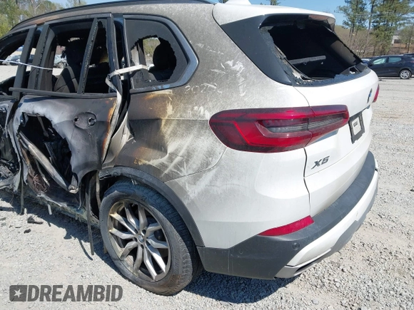 2020 BMW X5 sDrive40i with VIN 5UXCR4C08L9C07579, listed as a IAAI auction lot 41871208 with Not Provided miles and . Bid and sale history available at DreamBid. Image 15.