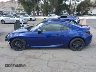 2023 Toyota 86 с VIN JF1ZNBC10P8760407, выставлен на аукционе IAAI как лот 42131556 с пробегом 10 458 миль миль и . История ставок и продаж доступна на DreamBid. Изображение 13.