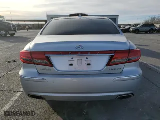 2011 Hyundai Azera Limited with VIN KMHFC4DF3BA539499, listed as a Copart auction lot 86912194 with 80,290 mi miles and Salvage Title. Bid and sale history available at carsss.com. Image 6.