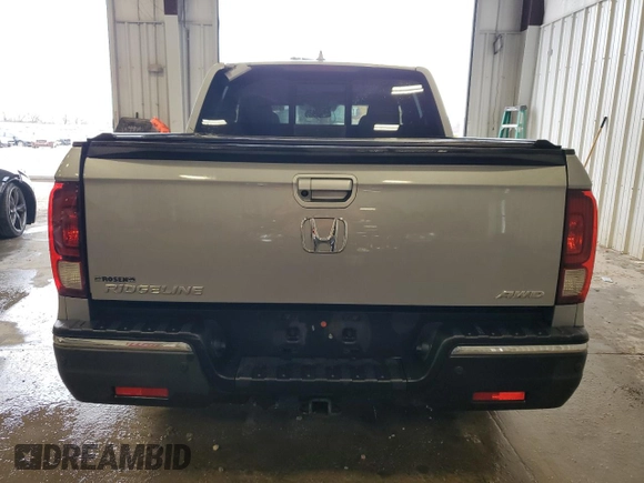 2017 Honda Ridgeline RTL-E z VIN 5FPYK3F77HB002514, wystawiony jako Copart lot #51940305 z przebiegiem 141 219 mil mil oraz Czysty tytuł • Clean title. Historia ofert i sprzedaży dostępna na DreamBid. Obrazek 6.