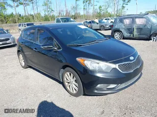2014 Kia Forte 5-Door EX with VIN KNAFX5A84E5195339, listed as a IAAI auction lot 41819841 with 107,580 mi miles. Bid and sale history available at carsss.com. Image 1.