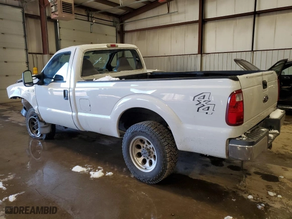 2004 Ford Super Duty F-250 XL with VIN 1FTNF21L94ED06700, listed as a Copart auction lot 87167674 with 173,308 mi miles and Salvage Title. Bid and sale history available at carsss.com. Image 2.