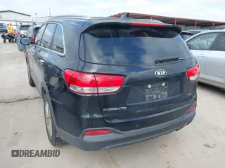 2017 Kia Sorento LX with VIN 5XYPGDA3XHG293213, listed as a IAAI auction lot 42211829 with 117,357 mi miles and . Bid and sale history available at DreamBid. Image 3.