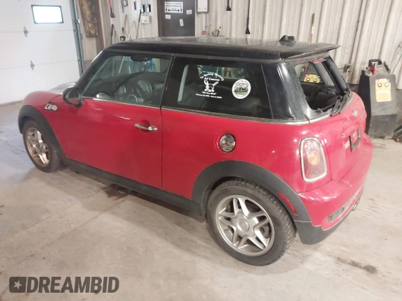 2008 MINI Hardtop S with VIN WMWMF73568TT89766, listed as a IAAI auction lot 42717545 with Not provided miles and . Bid and sale history available at DreamBid. Image 3.