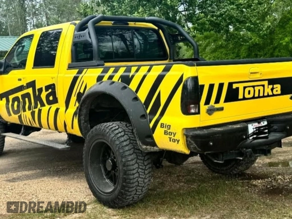2006 Ford F-350 XL z VIN 1FTWW31P56EC45345, wystawiony jako Copart lot #52298495 z przebiegiem 69 876 mil mil oraz Czysty tytuł • Clean title. Historia ofert i sprzedaży dostępna na DreamBid. Obrazek 2.