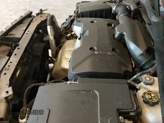 2015 Chevrolet Impala LT с VIN 2G1115SL2F9200035, выставлен на аукционе IAAI как лот 43044156 с пробегом 210 838 миль миль и . История ставок и продаж доступна на DreamBid. Изображение 19.