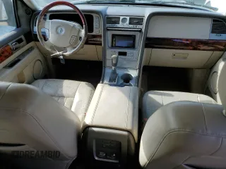 2004 Lincoln Navigator Luxury with VIN 5LMFU27R24LJ25870, listed as a Copart auction lot 76227474 with 147,854 mi miles and Salvage Title. Bid and sale history available at carsss.com. Image 8.