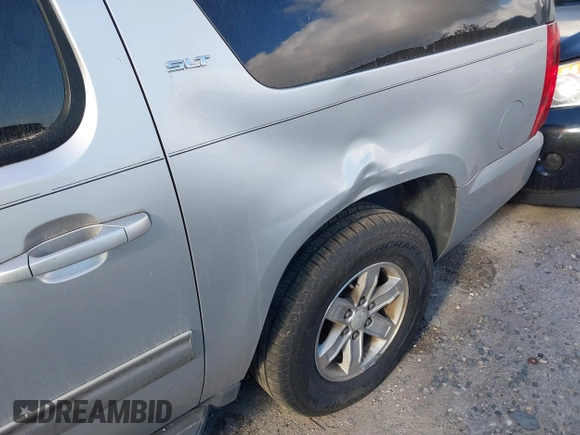 2014 GMC Yukon XL SLT with VIN 1GKS1KE08ER188302, listed as a IAAI auction lot 41531485 with 196,810 mi miles. Bid and sale history available at carsss.com. Image 17.