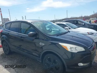2015 Ford Escape SE z VIN 1FMCU0G73FUA15318, wystawiony jako IAAI lot #41797483 z przebiegiem 85 736 mil mil oraz . Historia ofert i sprzedaży dostępna na DreamBid. Obrazek 13.