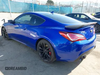 2013 Hyundai Genesis Coupe Grand Touring with VIN KMHHU6KJ5DU092555, listed as a IAAI auction lot 41959840 with 52,016 mi miles and . Bid and sale history available at DreamBid. Image 3.