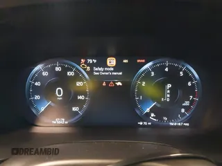 2019 Volvo XC60 Momentum with VIN LYVA22RK4KB229432, listed as a IAAI auction lot 42419336 with 67,179 mi miles and . Bid and sale history available at DreamBid. Image 7.