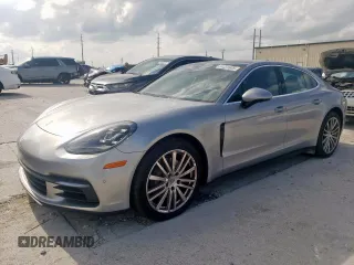 2017 Porsche Panamera 4S with VIN WP0AB2A71HL121667, listed as a Copart auction lot 54331635 with 33,717 mi miles and Salvage title. Bid and sale history available at DreamBid. Image 1.