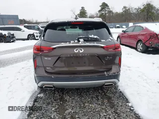 2019 Infiniti QX50 Luxe with VIN 3PCAJ5M30KF129797, listed as a IAAI auction lot 41479436 with 45,902 mi miles and . Bid and sale history available at DreamBid. Image 16.