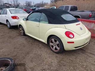 2006 Volkswagen Beetle с VIN 3VWSF31Y96M304430, выставлен на аукционе IAAI как лот 41694441 с пробегом 98 040 миль миль и . История ставок и продаж доступна на DreamBid. Изображение 3.
