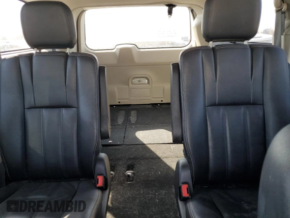 2016 Chrysler Town & Country Touring with VIN 2C4RC1BG2GR147984, listed as a Copart auction lot 48196815 with 136,214 mi miles and Salvage Title. Bid and sale history available at carsss.com. Image 10.