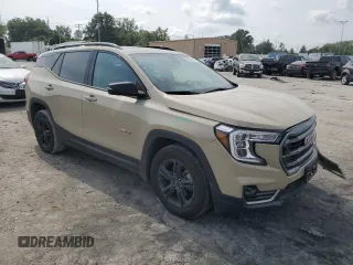 2022 GMC Terrain AT4 z VIN 3GKALYEV6NL251134, wystawiony jako Copart lot #70628514 z przebiegiem 34 262 mil mil oraz Szkoda całkowita • Salvage title. Historia ofert i sprzedaży dostępna na DreamBid. Obrazek 4.