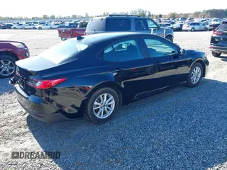 2025 Toyota Camry LE with VIN 4T1DAACK5SU008670, listed as a IAAI auction lot 41821572 with 131,475 mi miles and . Bid and sale history available at DreamBid. Image 4.