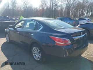2015 Nissan Altima 2.5 S with VIN 1N4AL3AP7FC182401, listed as a IAAI auction lot 42110825 with 153,568 mi miles. Bid and sale history available at carsss.com. Image 3.