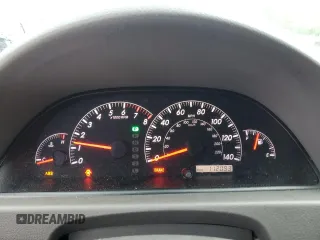 2006 Toyota Camry STD z VIN JTDBE32K563064598, wystawiony jako Copart lot #57246285 z przebiegiem 112 093 mil mil oraz Czysty tytuł • Clean title. Historia ofert i sprzedaży dostępna na DreamBid. Obrazek 9.