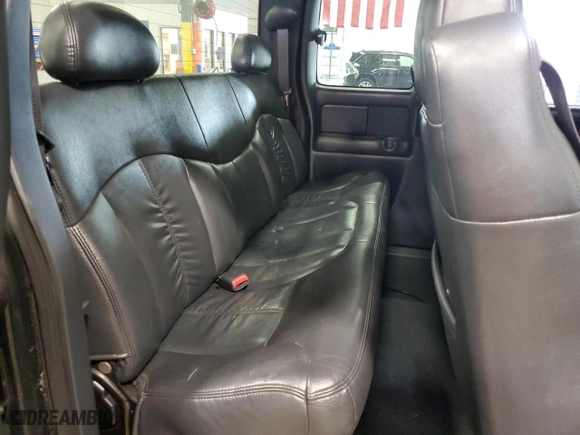 2000 Chevrolet Silverado 1500 LT with VIN 1GCEK19T6YE280296, listed as a Copart auction lot 53191135 with 210,797 mi miles and Clean Title. Bid and sale history available at carsss.com. Image 10.