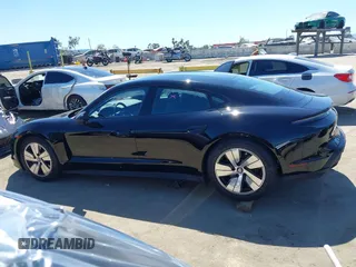 2023 Porsche Taycan z VIN WP0AA2Y19PSA14314, wystawiony jako IAAI lot #42207002 z przebiegiem 6582 mil mil oraz . Historia ofert i sprzedaży dostępna na DreamBid. Obrazek 14.