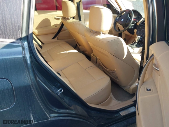 2007 BMW X3 3.0si with VIN WBXPC93487WF24308, listed as a IAAI auction lot 41462964 with 166,579 mi miles. Bid and sale history available at carsss.com. Image 8.